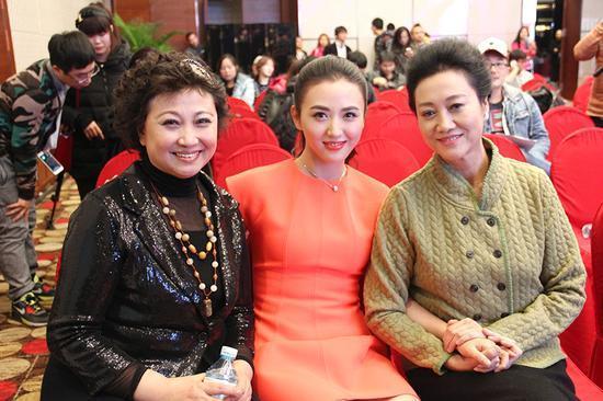 王丽云爆料母女视频播放,亲情瞬间感动网友 第3张 王丽云爆料母女视频播放,亲情瞬间感动网友 第3张